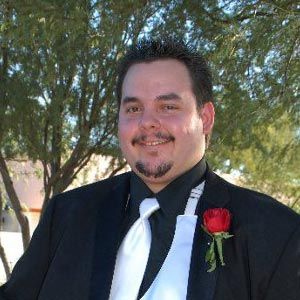 Chris Leon Tucson DJ and Karaoke Specialists
