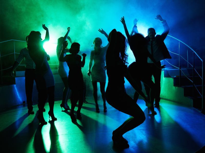 The Best Ways to Keep Your Dance Floor Packed